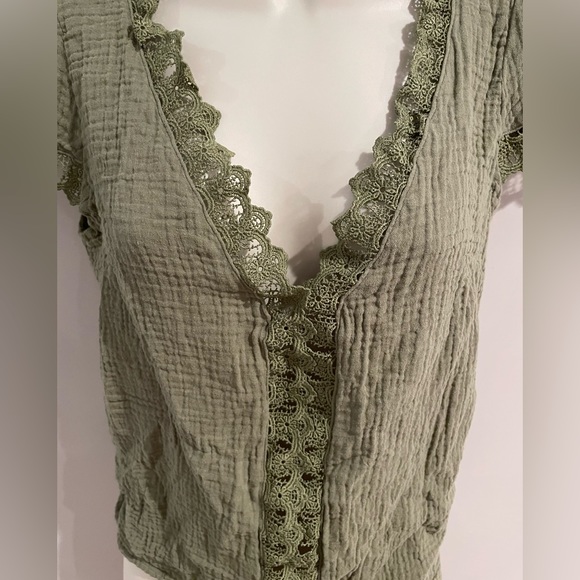 SHEIN Womans Blouse - Picture 1 of 6